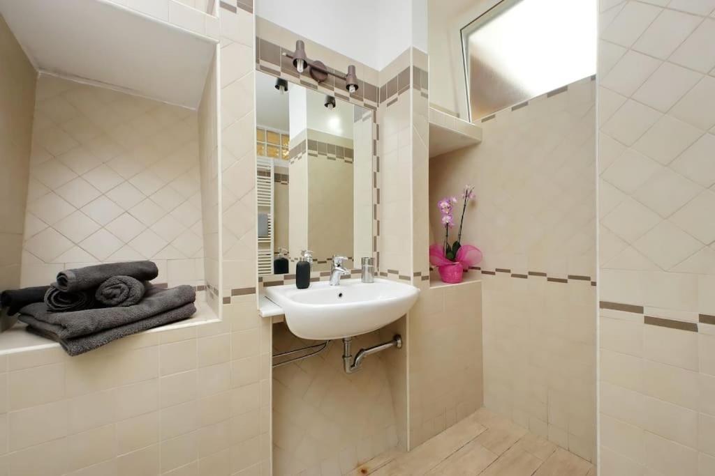 Vatican Flat Spacious Cozy With Court Roma Exterior foto